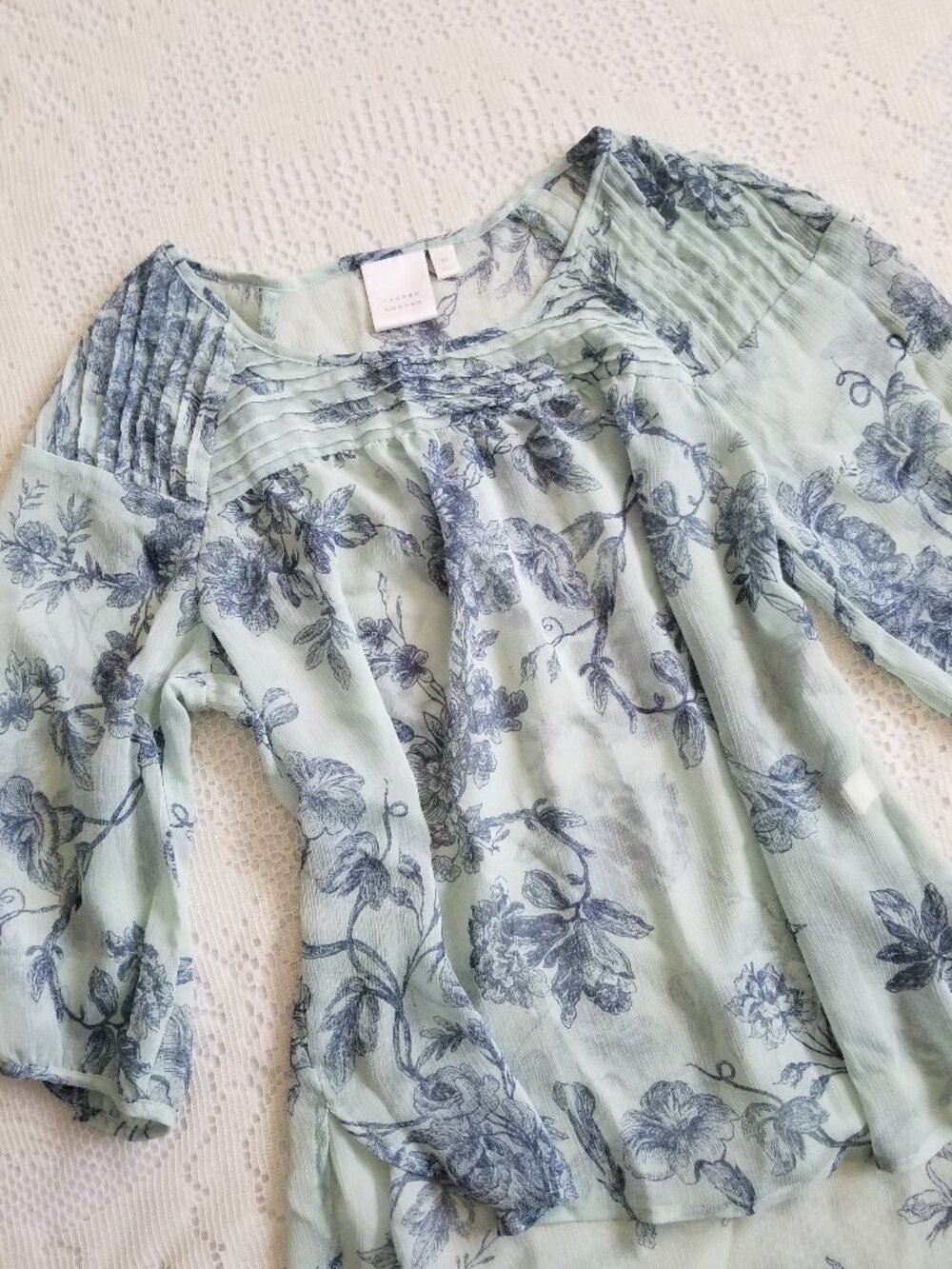 Lauren Conrad Floral Sheer Green Blue Bell Sleeve Blouse Medium
